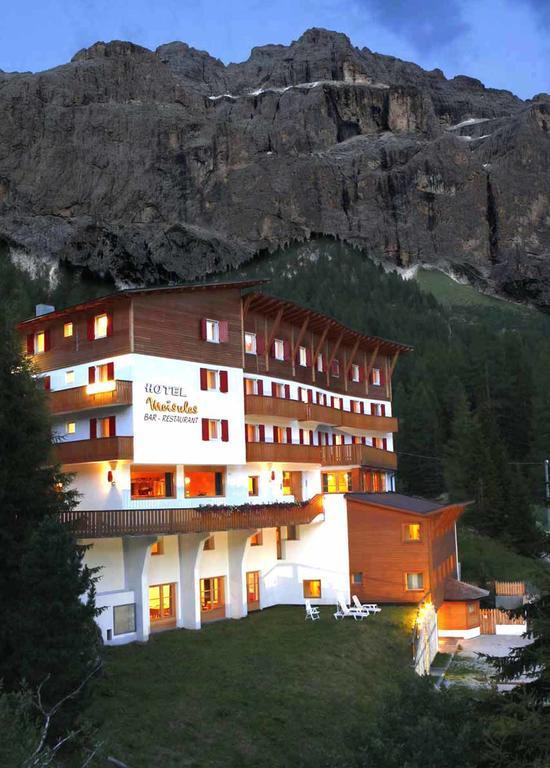 Hotel Meisules Selva di Val Gardena Exterior foto